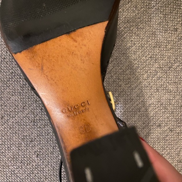 Black Gucci Heels - Picture 4 of 7